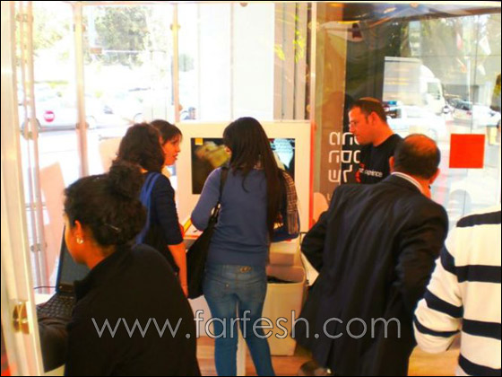 بالسنة الجديدة والميلاد كمان أنت بطلعلك سمارتفون لأنك بتستاهل صورة رقم 13 بالسنة الجديدة والميلاد كمان أنت بطلعلك سمارتفون لأنك بتستاهل صورة رقم 13