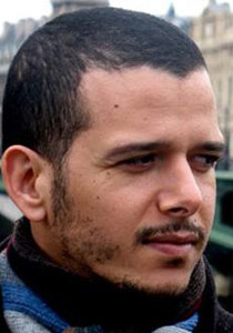 الكاتب عبدالله الطايع.. اول عربي يعترف بمثليته بصورة علنية! صورة رقم 1