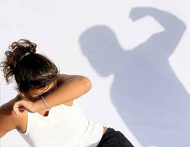 اليمن: اب عض ابنته الطفلة حتى الموت انتقاما من امها! صورة رقم 1