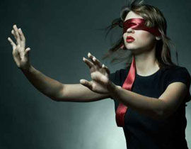 ايطاليا: القبض على مصففة شعر.. لانها عمياء! صورة رقم 1