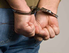 شرطي فلبيني ثمل يطلق الرصاص على رئيسه في العمل ويقتله! صورة رقم 1 شرطي فلبيني ثمل يطلق الرصاص على رئيسه في العمل ويقتله! صورة رقم 1