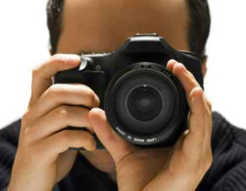 القبض على اسيوي يصور النساء اثناء تواجدهن في المصلى! صورة رقم 1