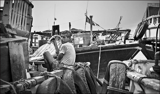 مصور سعودي يزيل الستار عن الوجه الآخر لامارة دبي!  صورة رقم 4