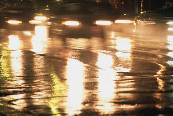 السعودية: حالة طوارئ بعد هطول أمطار غزيرة على مكة! صورة رقم 1