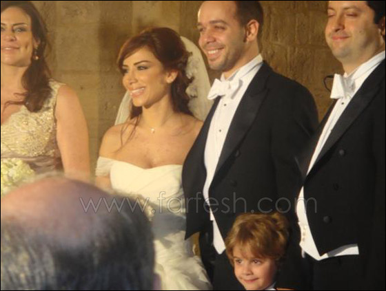 شاهدوا صورا من حفل زفاف ميشيل فاضل صورة رقم 3 شاهدوا صورا من حفل زفاف ميشيل فاضل صورة رقم 3