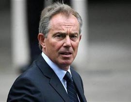 بلير قرأ الانجيل قبل ضرب العراق وكان مترددا بقراره! صورة رقم 1