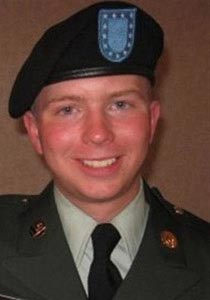 ويكيليكس تقدم 15 ألف دولار للدفاع عن مسرّب الوثائق السرية! صورة رقم 1