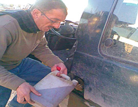 نتيجة لارتفاع الاسعار.. أردني يحول زيت الطعام إلى بترول! صورة رقم 1