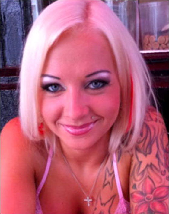 وفاة نجمة أفلام إباحية بعدما ارادت تكبير صدرها للمرة السادسة!  صورة رقم 9