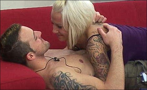 وفاة نجمة أفلام إباحية بعدما ارادت تكبير صدرها للمرة السادسة!  صورة رقم 5