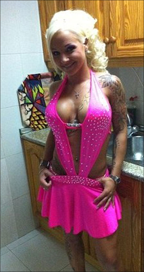 وفاة نجمة أفلام إباحية بعدما ارادت تكبير صدرها للمرة السادسة!  صورة رقم 7