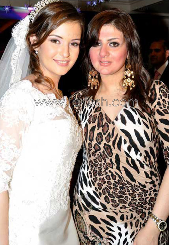 لقاء نادر بين عمرو دياب وتامر حسني في حفل زفاف صورة رقم 4 لقاء نادر بين عمرو دياب وتامر حسني في حفل زفاف صورة رقم 4