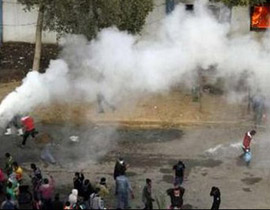 متظاهرون يتجهون نحو القصر الرئاسي بالقاهرة ومظاهرات في الأردن صورة رقم 1 متظاهرون يتجهون نحو القصر الرئاسي بالقاهرة ومظاهرات في الأردن صورة رقم 1