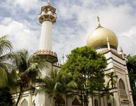 يغششان زملائهم بالامتحان.. باستخدامهم مكبر المسجد! صورة رقم 1