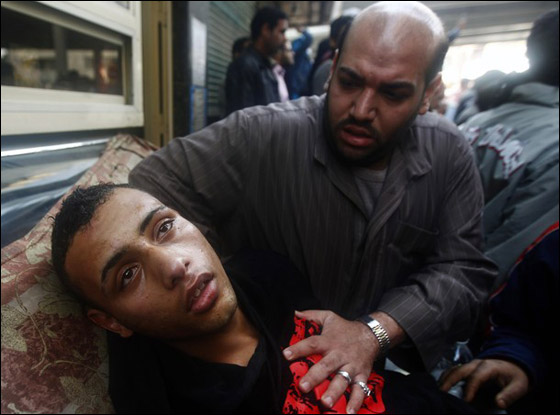 المصريون أعلنوها ثورة شعبية حتى إسقاط مبارك  صورة رقم 4