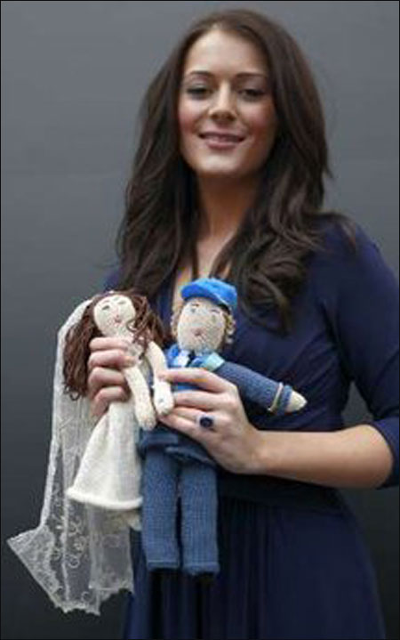 واقيات ذكرية كتذكار لزفاف الامير وليام ولعلاقة ممنوعة ملكية!  صورة رقم 11