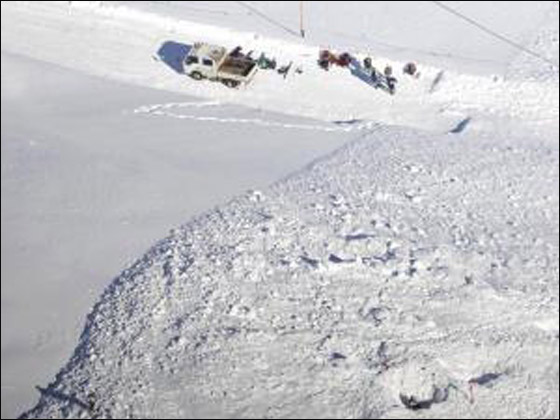 في ليلة رأس السنة.. الثلوج في اليابان تحدث فوضى!! صورة رقم 1