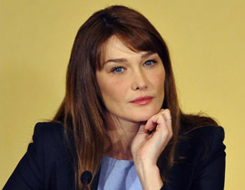 السيدة الاولى كارلا بروني: أكره السياسة ولن تكون ابدا مهنتي! صورة رقم 1 السيدة الاولى كارلا بروني: أكره السياسة ولن تكون ابدا مهنتي! صورة رقم 1