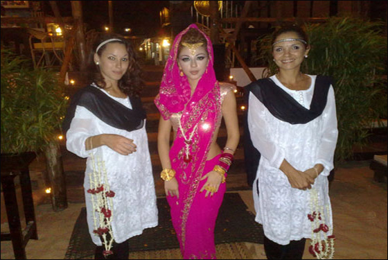 بالصور.. ميريام فارس تحيي عرسا خاصا في الهند بزي الساري! صورة رقم 4 بالصور.. ميريام فارس تحيي عرسا خاصا في الهند بزي الساري! صورة رقم 4