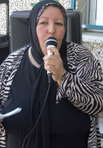 وقفة تراثية مع فتحية خطيب (أم مبارك) عن التمر وفوائده صورة رقم 1