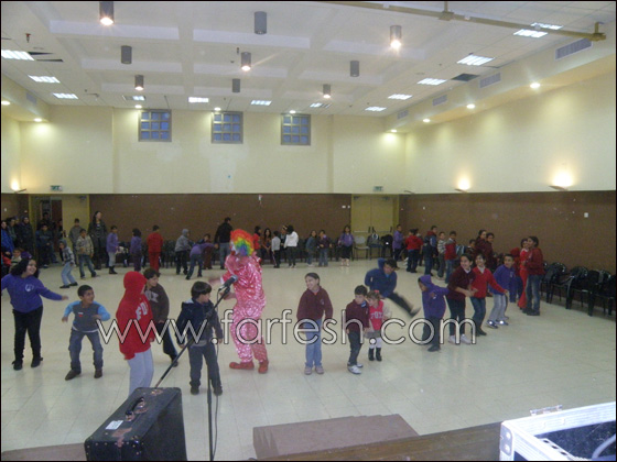 كوكو ريكو من جراند كنيون يزور أطفال بير المكسور  صورة رقم 11