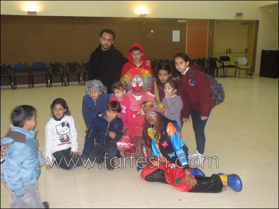 كوكو ريكو من جراند كنيون يزور أطفال بير المكسور  صورة رقم 23