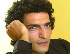 فنانو 25 يناير يعبرون عن فرحتهم بتنحي حسني مبارك صورة رقم 2 فنانو 25 يناير يعبرون عن فرحتهم بتنحي حسني مبارك صورة رقم 2