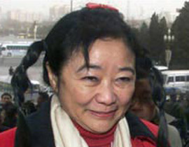 عشيق اغنى امراة في اسيا يخسر دعوى قدمها للحصول على مالها! صورة رقم 2