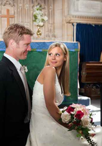 للمقبلين على الزواج.. كيف تناقشا ميزانية زفافكما؟! صورة رقم 1