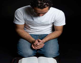 حاخام يهودي يبيح صلاة اليهود في المساجد ويحرمها في الكنائس! صورة رقم 1