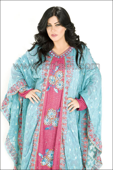 سمية تعود لوادي الملوك وحميده في النيل الطيب ومي مع تامر صورة رقم 5 سمية تعود لوادي الملوك وحميده في النيل الطيب ومي مع تامر صورة رقم 5