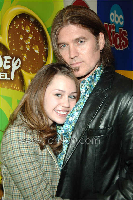 والد مايلي: عائلتي تعرضت لهجوم من قبل الشيطان! صورة رقم 5 والد مايلي: عائلتي تعرضت لهجوم من قبل الشيطان! صورة رقم 5