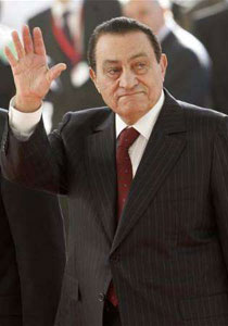 مبارك يرفض استئناف العلاج ويصر على الموت على ارض مصر! صورة رقم 1