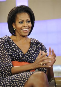 موجة غضب عارمة على ميشيل اوباما بعد تأييدها للرضاعة الطبيعية صورة رقم 1 موجة غضب عارمة على ميشيل اوباما بعد تأييدها للرضاعة الطبيعية صورة رقم 1