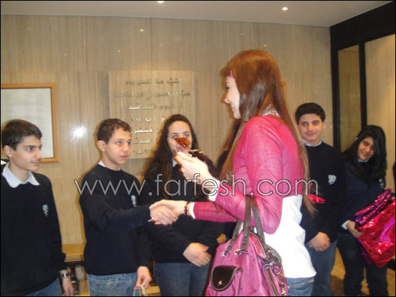 بالصور.. كريستينا صوايا تزور بالصور.. كريستينا صوايا تزور