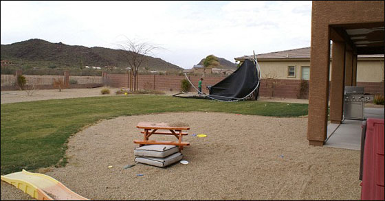 رياح عاصفة في اريزونا تقذف شقيقتين من علو 110 اقدام!  صورة رقم 5