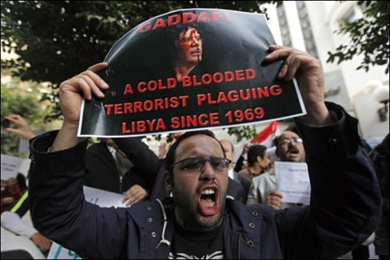 زعماء القبائل الليبية يجتمعون للاعلان عن إنهاء نظام القذافي  صورة رقم 6