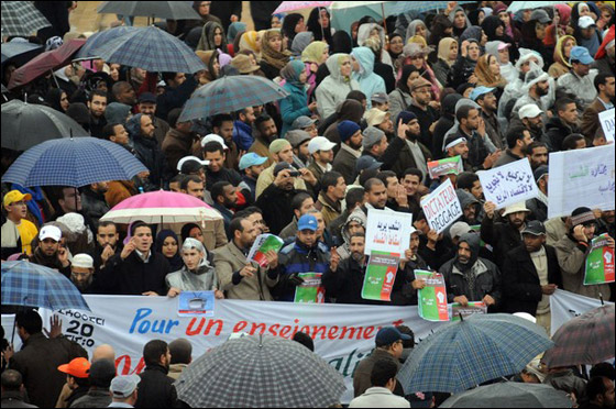 خمسة قتلى في المغرب في تظاهرات رافقتها أعمال عنف صورة رقم 7 خمسة قتلى في المغرب في تظاهرات رافقتها أعمال عنف صورة رقم 7
