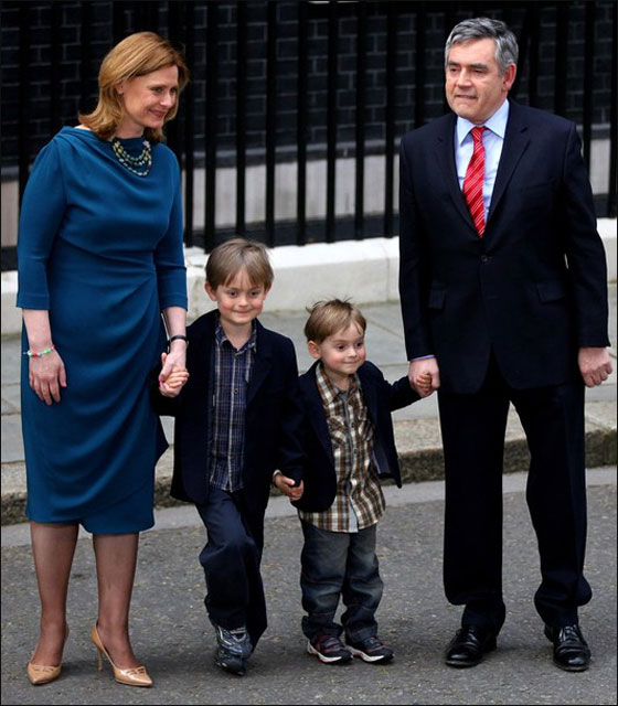 سارة براون: برلسكوني طلب مني رقم هاتف ناعومي كامبل صورة رقم 3 سارة براون: برلسكوني طلب مني رقم هاتف ناعومي كامبل صورة رقم 3