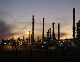 بسبب الأحداث الجارية في ليبيا.. الخام الامريكي يرتفع لاعلى مستوى في عامين ونصف صورة رقم 1 بسبب الأحداث الجارية في ليبيا.. الخام الامريكي يرتفع لاعلى مستوى في عامين ونصف صورة رقم 1