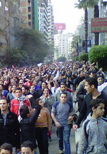 المطالبة بإلغاء مسلسلات رمضان وتخصيص ميزانيتها لضحايا الثورة صورة رقم 1