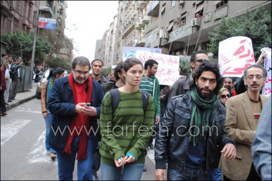 خالد يوسف يطالب بمحاكمة الفنانين المجرمين الذين وقفوا ضد الثورة صورة رقم 7