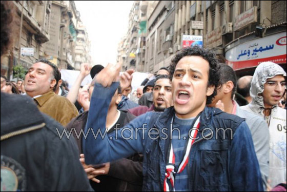 خالد يوسف يطالب بمحاكمة الفنانين المجرمين الذين وقفوا ضد الثورة صورة رقم 29