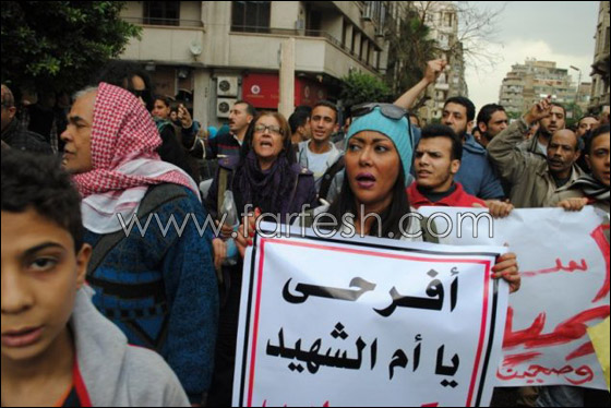 خالد يوسف يطالب بمحاكمة الفنانين المجرمين الذين وقفوا ضد الثورة صورة رقم 14