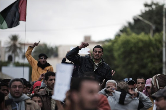 بسبب القمع الوحشي..اوباما يفرض عقوبات على القذافي ونظامه! صورة رقم 7 بسبب القمع الوحشي..اوباما يفرض عقوبات على القذافي ونظامه! صورة رقم 7