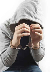 دبي: السجن 923 عاما لمتهم اختلس اموال العامة! صورة رقم 1 دبي: السجن 923 عاما لمتهم اختلس اموال العامة! صورة رقم 1