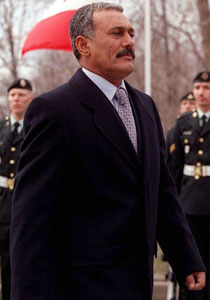 عبدالله صالح يتهم ثوار اليمن بالتآمر مع اسرائيل وأمريكا صورة رقم 1 عبدالله صالح يتهم ثوار اليمن بالتآمر مع اسرائيل وأمريكا صورة رقم 1