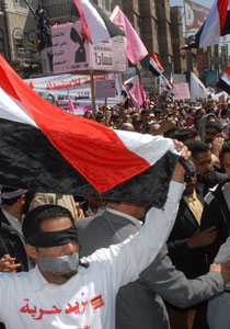 عبدالله صالح يتهم ثوار اليمن بالتآمر مع اسرائيل وأمريكا صورة رقم 2 عبدالله صالح يتهم ثوار اليمن بالتآمر مع اسرائيل وأمريكا صورة رقم 2