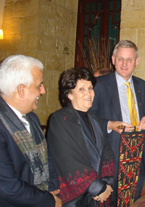 ابونصار يلتقي وزير الخارجية السويدي في نابلس صورة رقم 1 ابونصار يلتقي وزير الخارجية السويدي في نابلس صورة رقم 1