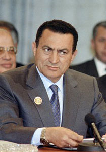 مبارك يكلف محاميا للدفاع عنه بتهم اختلاس أموال الشعب! صورة رقم 1 مبارك يكلف محاميا للدفاع عنه بتهم اختلاس أموال الشعب! صورة رقم 1